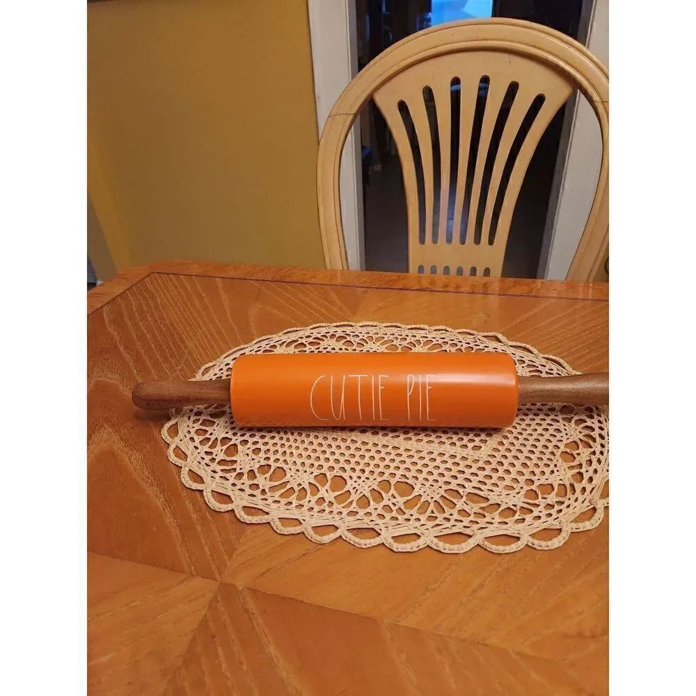 Rae Dunn CUTIE PIE orange rolling pin